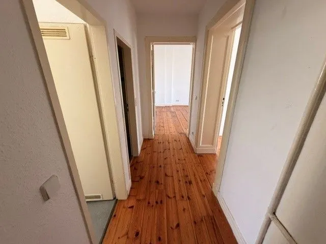Einziehen & Ankommen – Altbauwohnung sucht Mieter! — photo 1